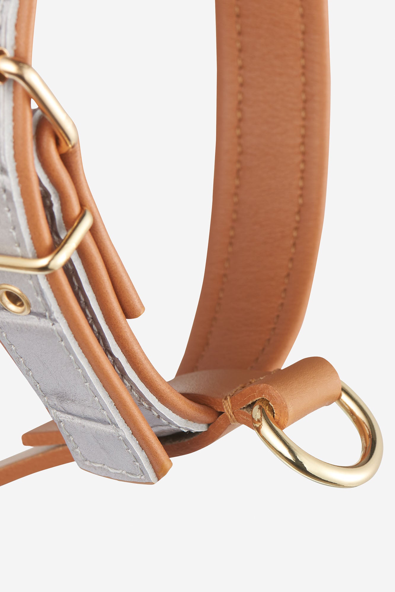 Detalle del arnés para perro de color gris de la colección Lia